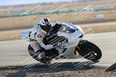 media/Feb-05-2023-Classic Track Day (Sun) [[c35aca4a42]]/Group 1/session 4 turn 4/